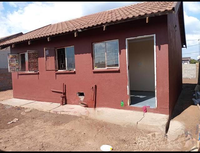 2 BEDROOM PROPERTY TO RENT IN DRIEZIEK EXT 2